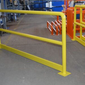 U-shaped protection barrier-with plinth.